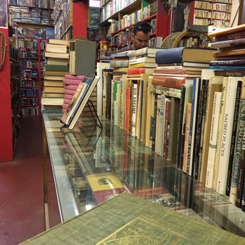 Cal's Books - Used Bookstore Near Me - Redding, California