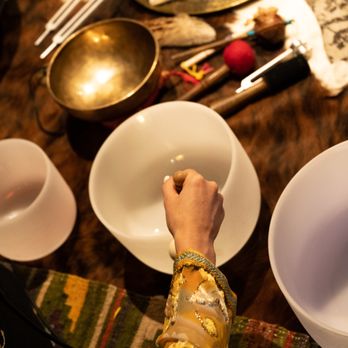 Aspen Healing Rituals - 1:1 Sessions and Private Sound Bath Ceremonies - Reiki Near Me - Aspen, Colorado Aspen Healing Rituals - 1:1 Sessions and Private Sound Bath Ceremonies - Reiki Near Me - Aspen, Colorado