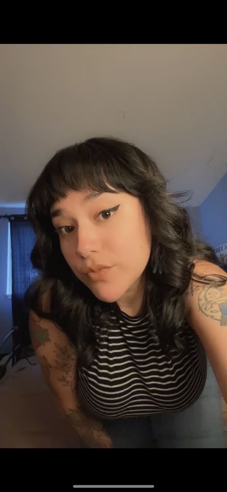 Vibe Hair Lounge Logo