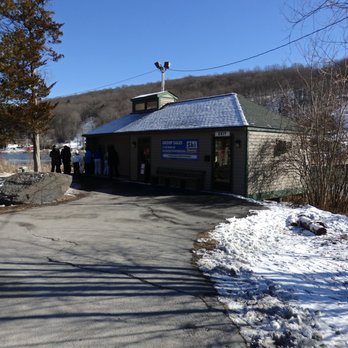 Shawnee Mountain Ski Area - Ticket Sales Kiosk - Ski & Snowboard Shops Near Me - East Stroudsburg, Pennsylvania Shawnee Mountain Ski Area - Ticket Sales Kiosk - Ski & Snowboard Shops Near Me - East Stroudsburg, Pennsylvania
