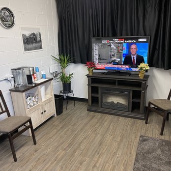 English's Auto Alignment - Our newly remodeled waiting area , free coffee and water , tv , nice warm fireplace - Auto Repair Near Me - Altavista, Virginia