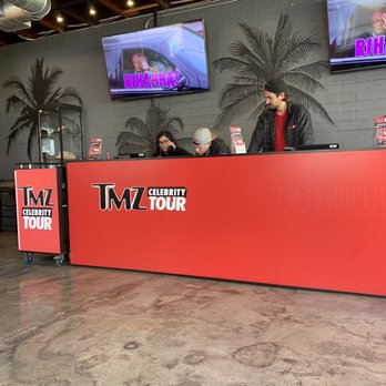 TMZ Tours - Bus Tours Near Me - Hollywood, California