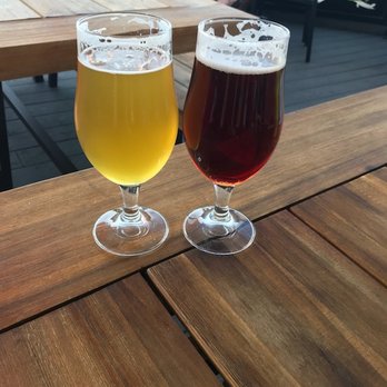 Briar Common Brewery + Eatery - 40 pound IPA and Bees knees - New American Near Me - Denver, Colorado Briar Common Brewery + Eatery - 40 pound IPA and Bees knees - New American Near Me - Denver, Colorado