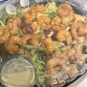 Courthaus Social - Today's lunch pick - Sports Bars Near Me - Arlington, Virginia