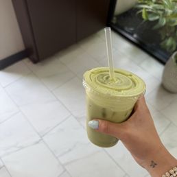 Iced matcha w oat milk and honey