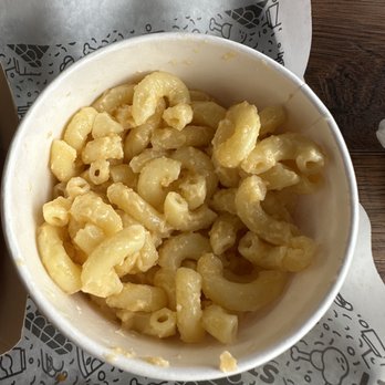 Street to Table - Mac and Cheese - Cocktail Bars Near Me - Merrick, New York