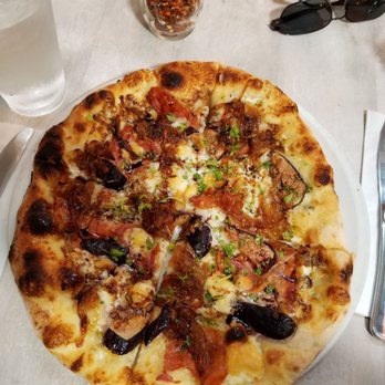 Alatri Bros. - Fig & prosciutto pizza---excellent ! - Pizza Near Me - Bethesda, Maryland Alatri Bros. - Fig & prosciutto pizza---excellent ! - Pizza Near Me - Bethesda, Maryland