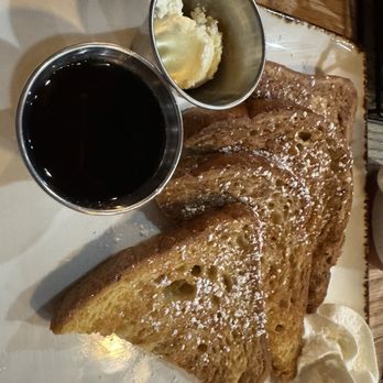 Young Cardinal Cafe - French toast - Breakfast & Brunch Near Me - Winston-Salem, North Carolina