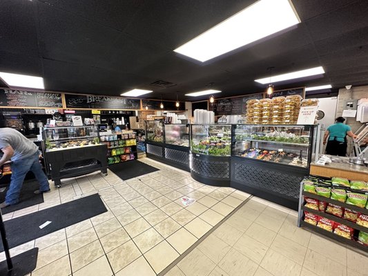 51st Deli by null
