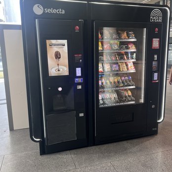 Gare de Lyon Part-Dieu - 5/23/26 FYI. Station Businesses. Self service vending machines - Public Transportation Near Me - Lyon, 69