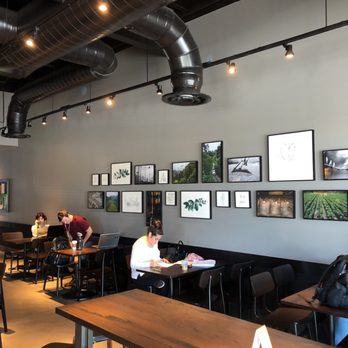 Starbucks - Coffee & Tea Near Me - Orlando, Florida