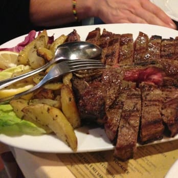 Tavernetta della Signoria - 2.5 lbs of beef - Italian Near Me - Florence, FI Tavernetta della Signoria - 2.5 lbs of beef - Italian Near Me - Florence, FI