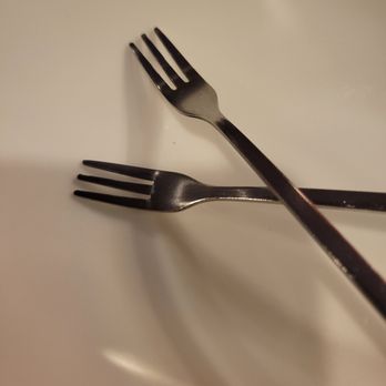 Alfio's Buon Cibo - Artsy pic of mussel forks - Italian Near Me - Cincinnati, Ohio