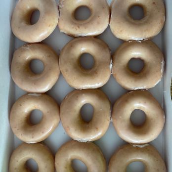 Krispy Kreme - Dozen original glazed to go - Donuts Near Me - Cleveland, Ohio