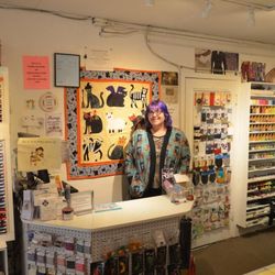 Buttons 'n Bows - Owner, Tina, is very knowledgeable and friendly!