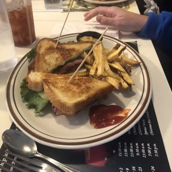 David's Diner - Breakfast & Brunch Near Me - Springdale, Pennsylvania