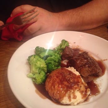 Mimi's Cafe - Beef pot roast melt in your mouth, with mashed taters and gravy - American Near Me - Murfreesboro, Tennessee