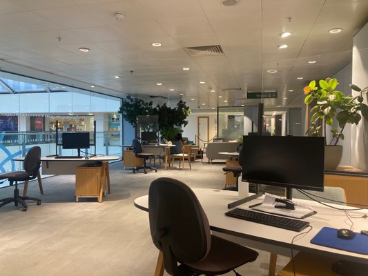 John Lewis & Partners by null