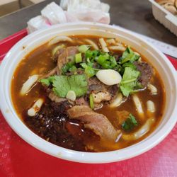 Yogi's Noodle - Taiwanese beef noodle soup