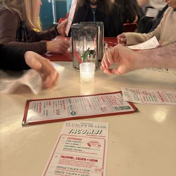 Tacombi - Atmosphere - Tacos Near Me - Chicago, Illinois