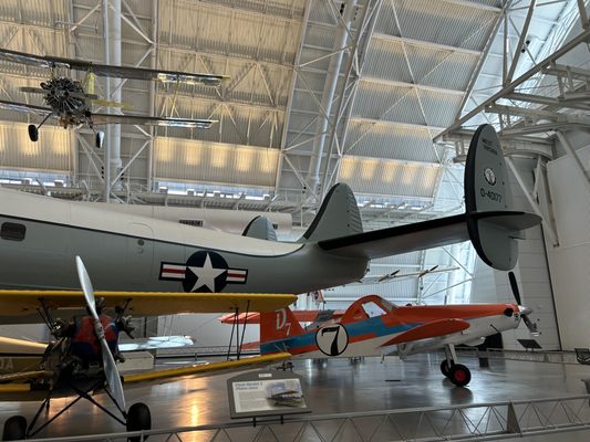 Steven F. Udvar-Hazy Center by null