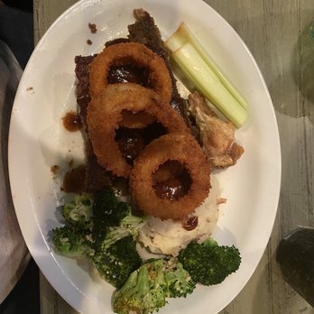 Miller's Ale House - Meatloaf, Mashed Potatoes and Broccoli - American Near Me - Langhorne, Pennsylvania Miller's Ale House - Meatloaf, Mashed Potatoes and Broccoli - American Near Me - Langhorne, Pennsylvania