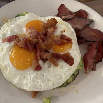 Toast Kitchen & Bar - The Cali Avocado Toast with shoulder bacon on the side - Breakfast & Brunch Near Me - Brea, California Toast Kitchen & Bar - The Cali Avocado Toast with shoulder bacon on the side - Breakfast & Brunch Near Me - Brea, California