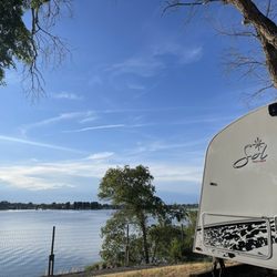 Lakefront Rv Park - Stunning view from spot