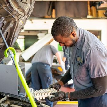 Take 5 Oil Change - Oil Change Stations Near Me - Pekin, Illinois Take 5 Oil Change - Oil Change Stations Near Me - Pekin, Illinois