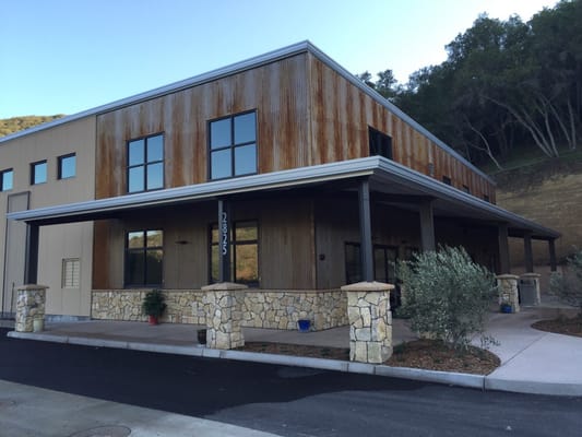 Alta Colina Vineyard & Winery by null