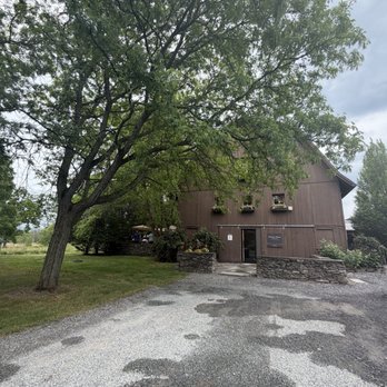 Hermann J. Wiemer Vineyard - Wineries Near Me - Dundee, New York
