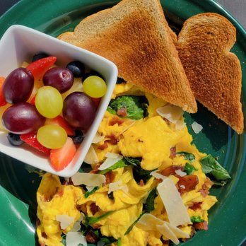 Candlelight - Brunch menu item: Bacon and spinach scramble with fruit cup and toast - Coffee & Tea Near Me - San Antonio, Texas Candlelight - Brunch menu item: Bacon and spinach scramble with fruit cup and toast - Coffee & Tea Near Me - San Antonio, Texas