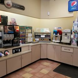 Yess Conv 4 U Shell - Hotdog station