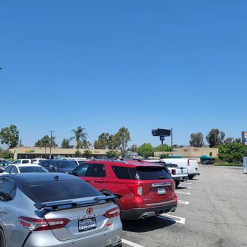 Montebello Plaza - Shopping Centers Near Me - Montebello, California Montebello Plaza - Shopping Centers Near Me - Montebello, California
