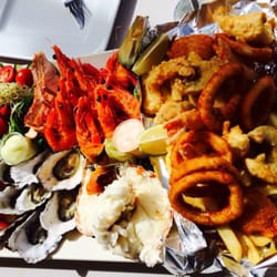 King Tide Cafe - Hot + Cold Seafood Platter for 2, King Tide Cafe