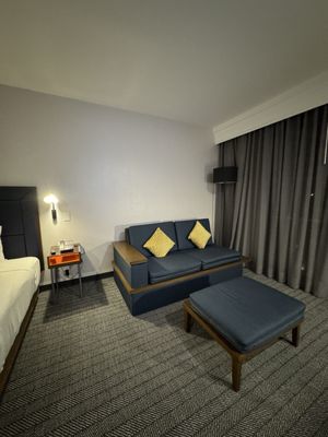 Courtyard by Marriott Mexico City Airport by null