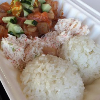 Hashtag Poki - Poki with white rice, crab salad, hamachi, albacore, salmon, cucumbers, & masago - Poke Near Me - Berkeley, California