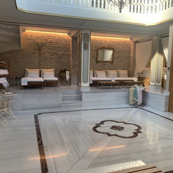 Cukurcuma Hamamı - Loved the relaxing room - Day Spas Near Me - Istanbul, 34