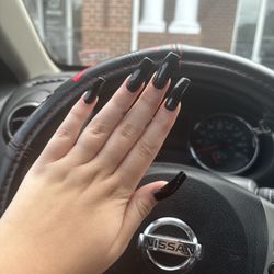 Classy Nails - In the car right after