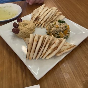 Stella's - Hummus and tabbouleh platter - Greek Near Me - Charleston, South Carolina