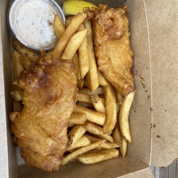 Eric Ericssons Fish Co - Fish and chips my favorite with an amazing tartar sauce - Seafood Near Me - Ventura, California Eric Ericssons Fish Co - Fish and chips my favorite with an amazing tartar sauce - Seafood Near Me - Ventura, California
