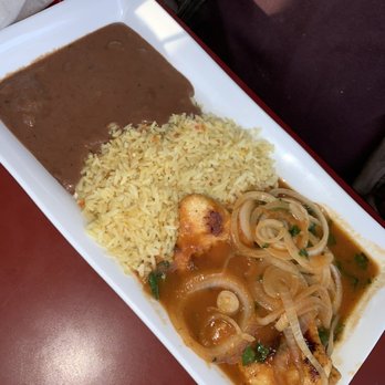 Mi Casita Restaurant - a plate of food with rice and beans - Mexican Near Me - Manassas, Virginia Mi Casita Restaurant - a plate of food with rice and beans - Mexican Near Me - Manassas, Virginia