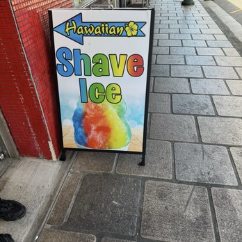Benjamin’s Sweets - Shave ice sign - Desserts Near Me - Urban Honolulu, Hawaii