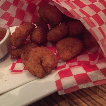 Table 51 - Bars Near Me - Laval, Quebec