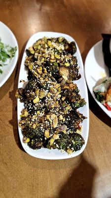 32 Bar & Grill by null