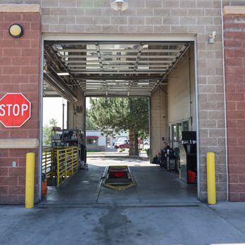 Grease Monkey - The bay where cars are driven and automotive services are done. - Oil Change Stations Near Me - Fort Collins, Colorado Grease Monkey - The bay where cars are driven and automotive services are done. - Oil Change Stations Near Me - Fort Collins, Colorado