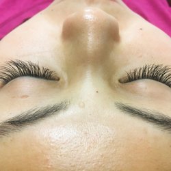 Orchid lash and spa - My full set of classic eyelash extensions! Love them!!