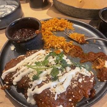 Cinco Ninos - Chicken enchiladas - Mexican Near Me - Round Rock, Texas
