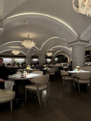 Drusie & Darr by Jean-Georges by null