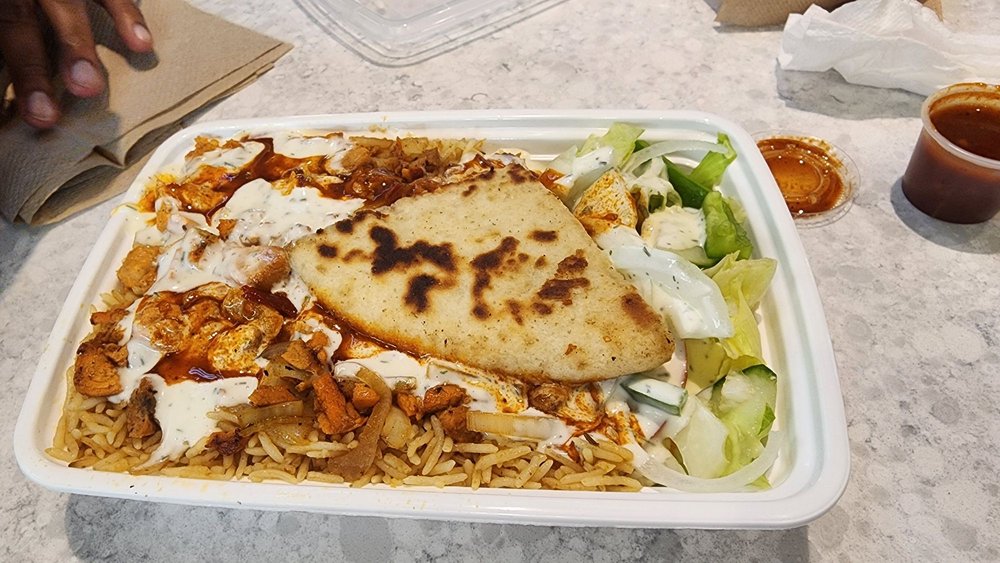 SAMMY’S HALAL Updated September 2024 23 Photos & 24 Reviews